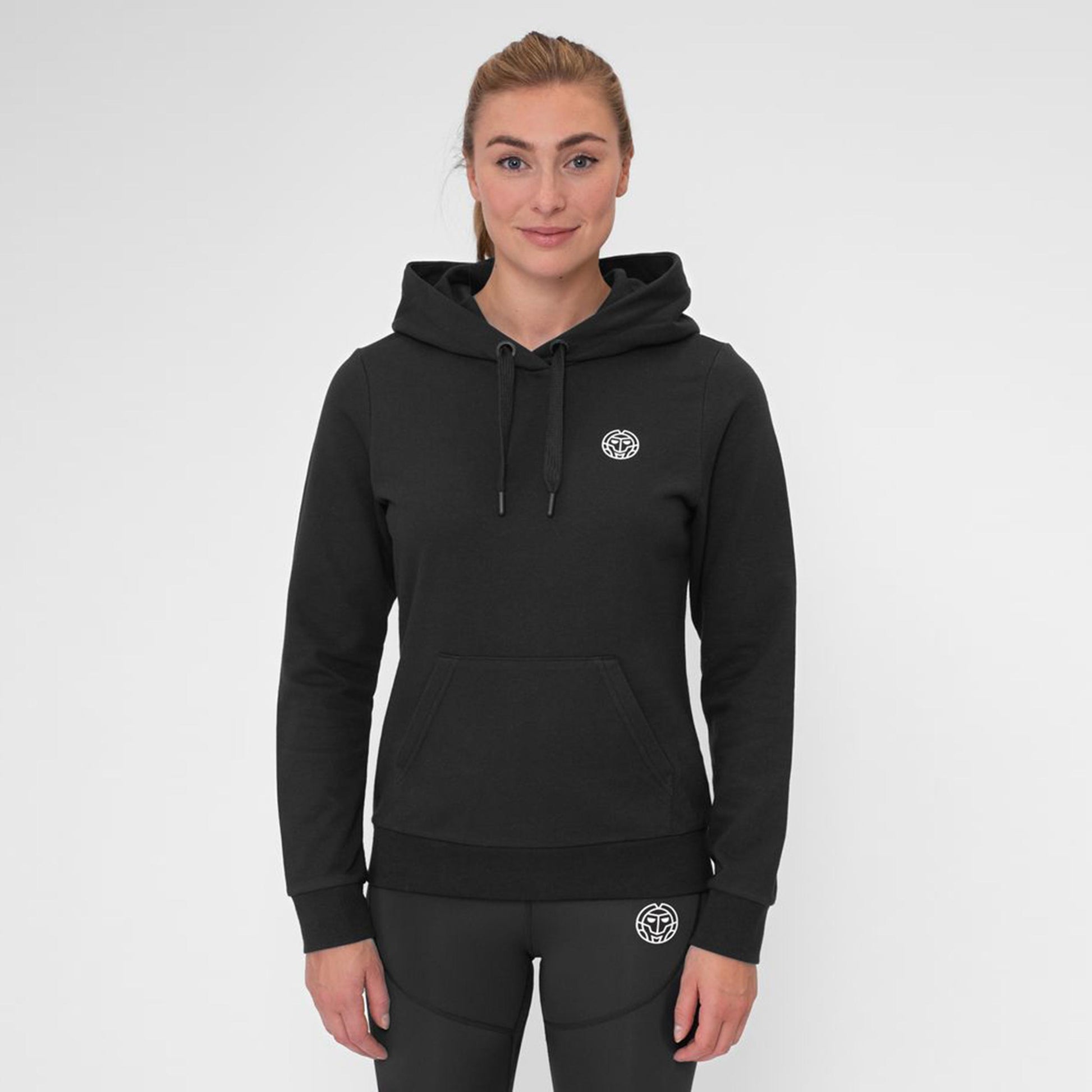 BIDI BADU Crew Chill Sweater Met Capuchon Dames-Zwart