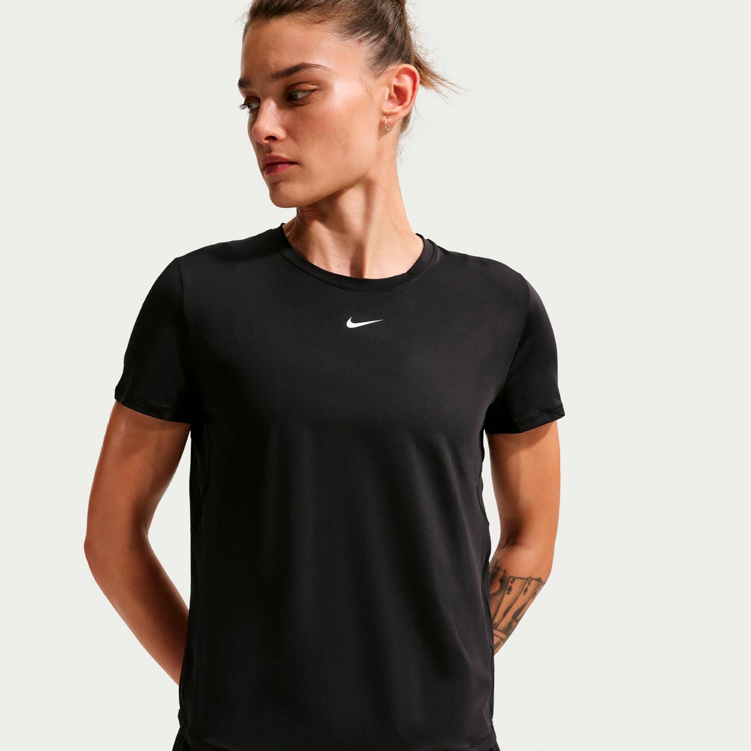 Nike One Dri-Fit T-shirt Dames-zwart, wit