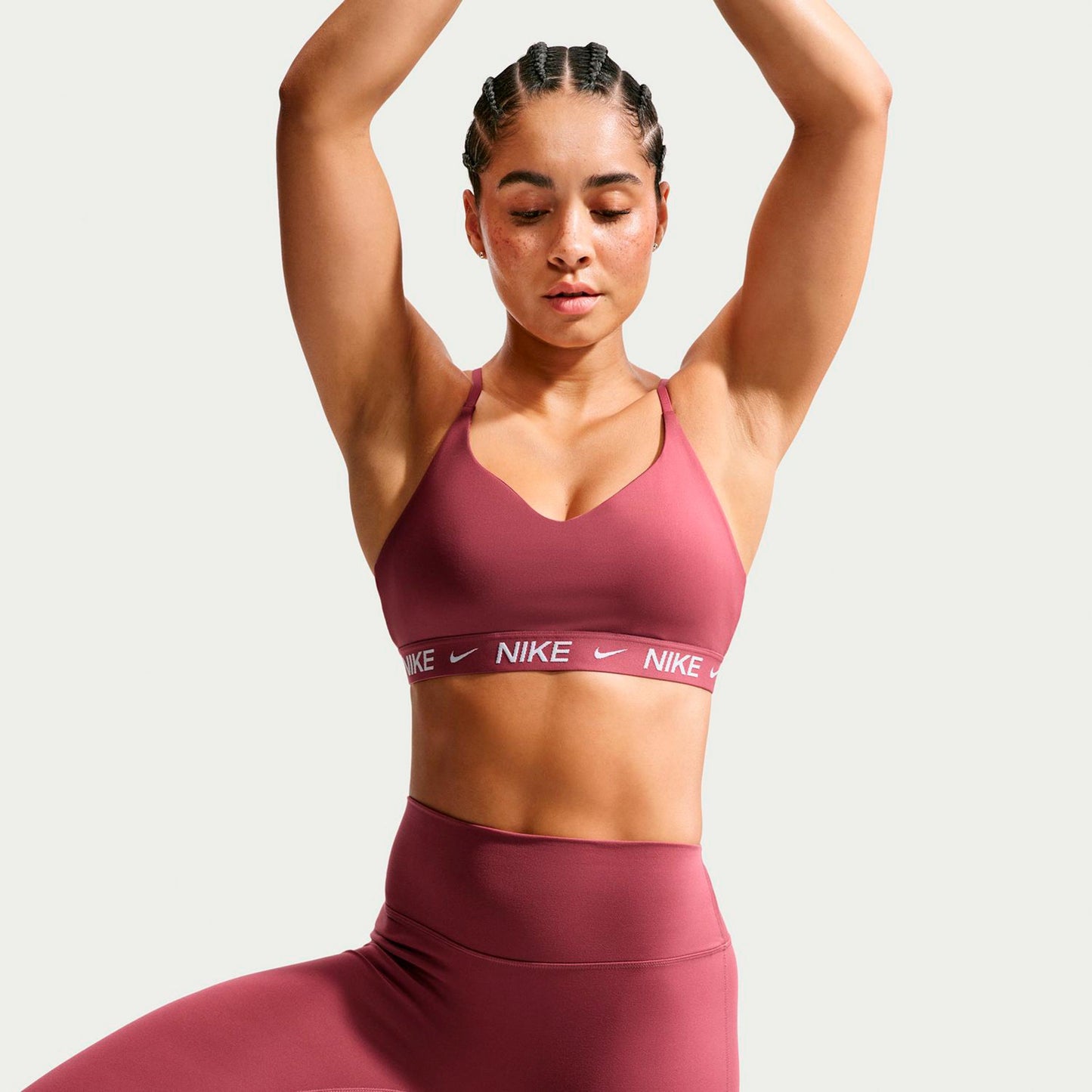 Nike Dri-Fit INDY LGT Support Soutien-gorge sport Femmes - mauve