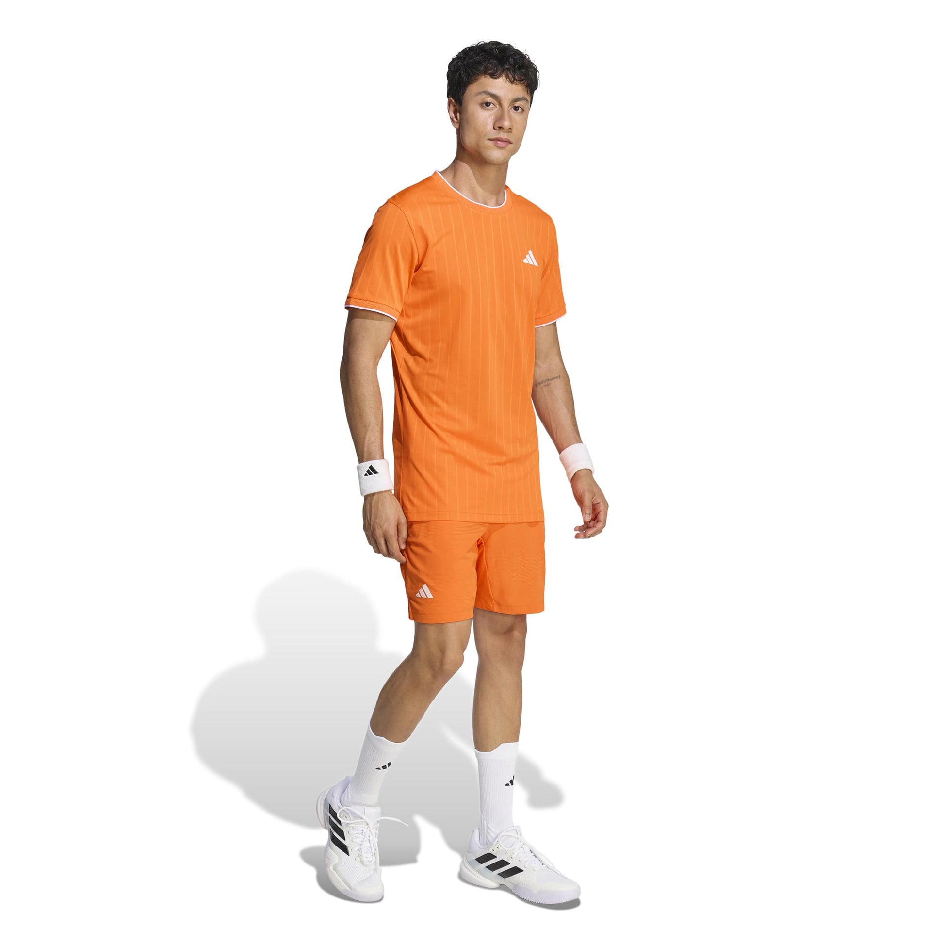 P000000110030100_15.jpg