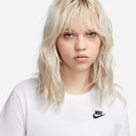 Nike Kleding Nike New Sportswear Club T-shirt Dames-Wit